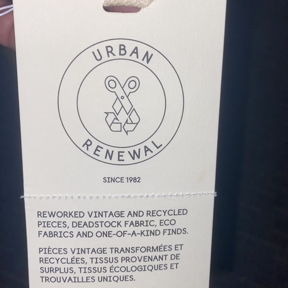 Levi’s jean shorts - Picture 10 of 10